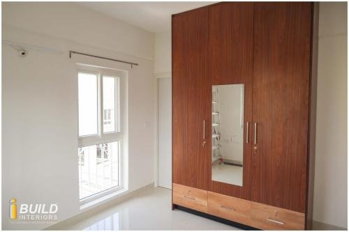 i Build Interiors are Manufacturers of kitchens, wardrobes, and interiors.