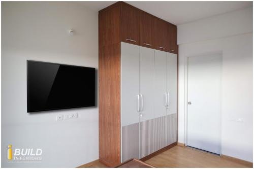 i Build Interiors are Manufacturers of kitchens, wardrobes, and interiors.