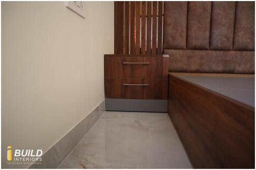 i Build Interiors are Manufacturers of kitchens, wardrobes, and interiors.